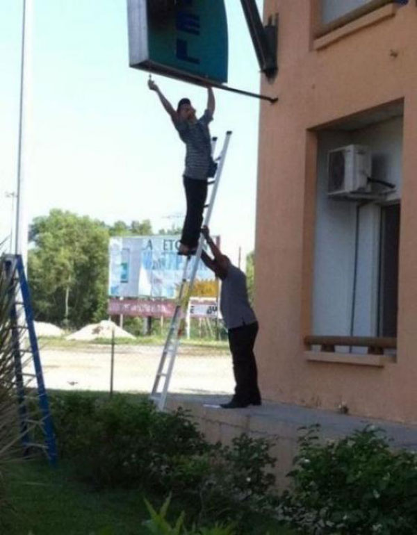 25 Examples Of Worst Engineering Safety Practices-7