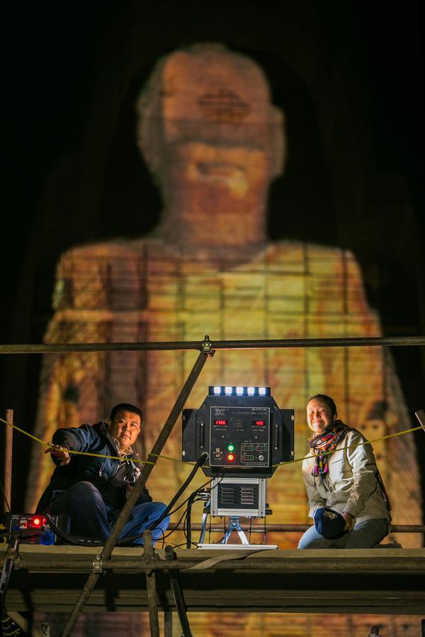 3D Hologram Technology Used To Resurrect Destroyed Buddha Statues In Afghanistan-2