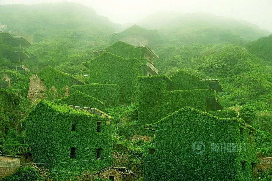 See How Nature Relcaims A Beautiful Abandoned Fishing Village In China?-