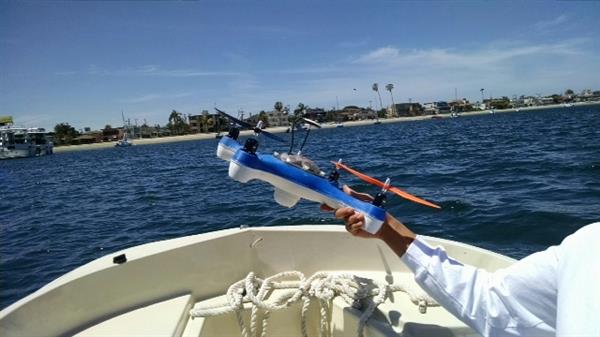 AguaDrone: An Innovative Sensor-Studded Drone To Find Fishes-2
