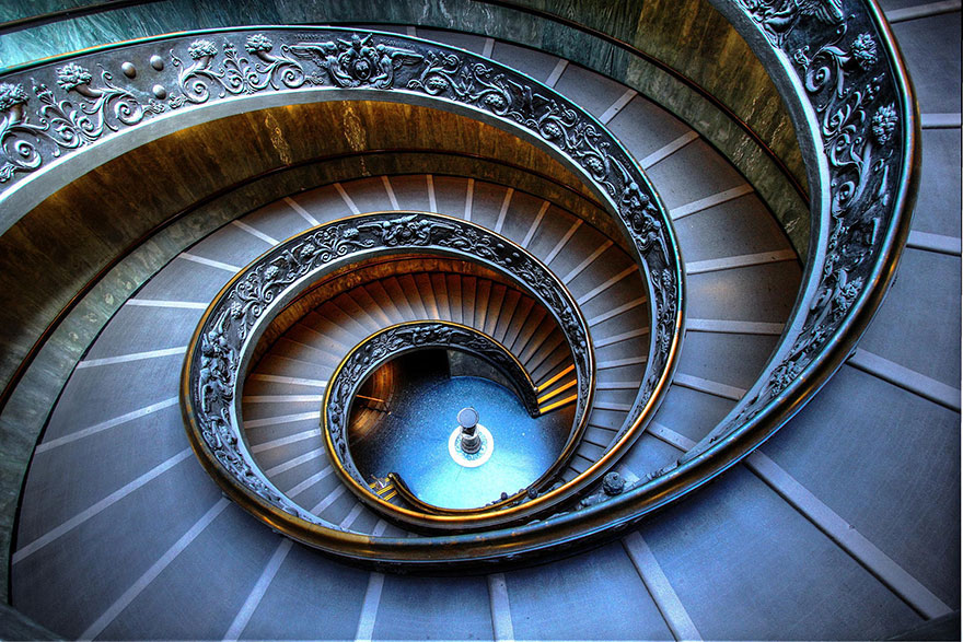 30 Absolutely Mesmerizing Spiral Staircase Designs From Around The World-27