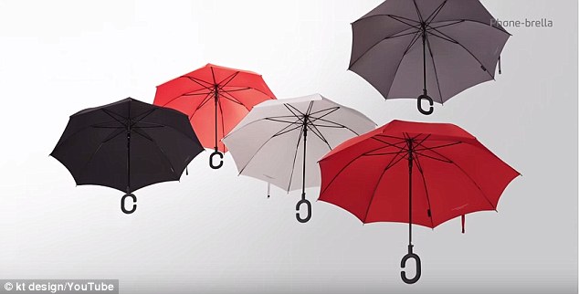An Elegant Umbrella With C-shaped handle To Keep You Dry While Texting-2