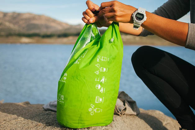 Scrubba: A Portable Washing Machine For Backpackers-2