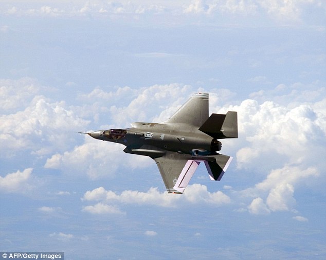 See The Devastating Machine Gun Of F-35 Fighter Fire At 3,000 Bullets Per Minute-2