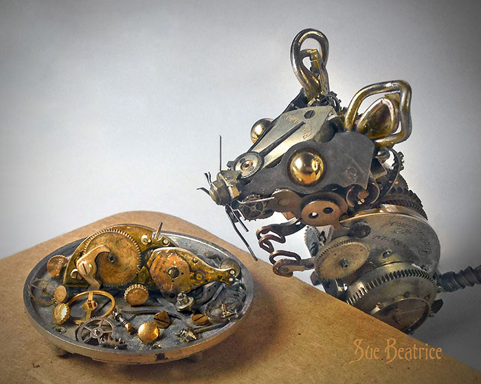 Amazing Life Like Sculptures Made From The Old Watch Parts-4