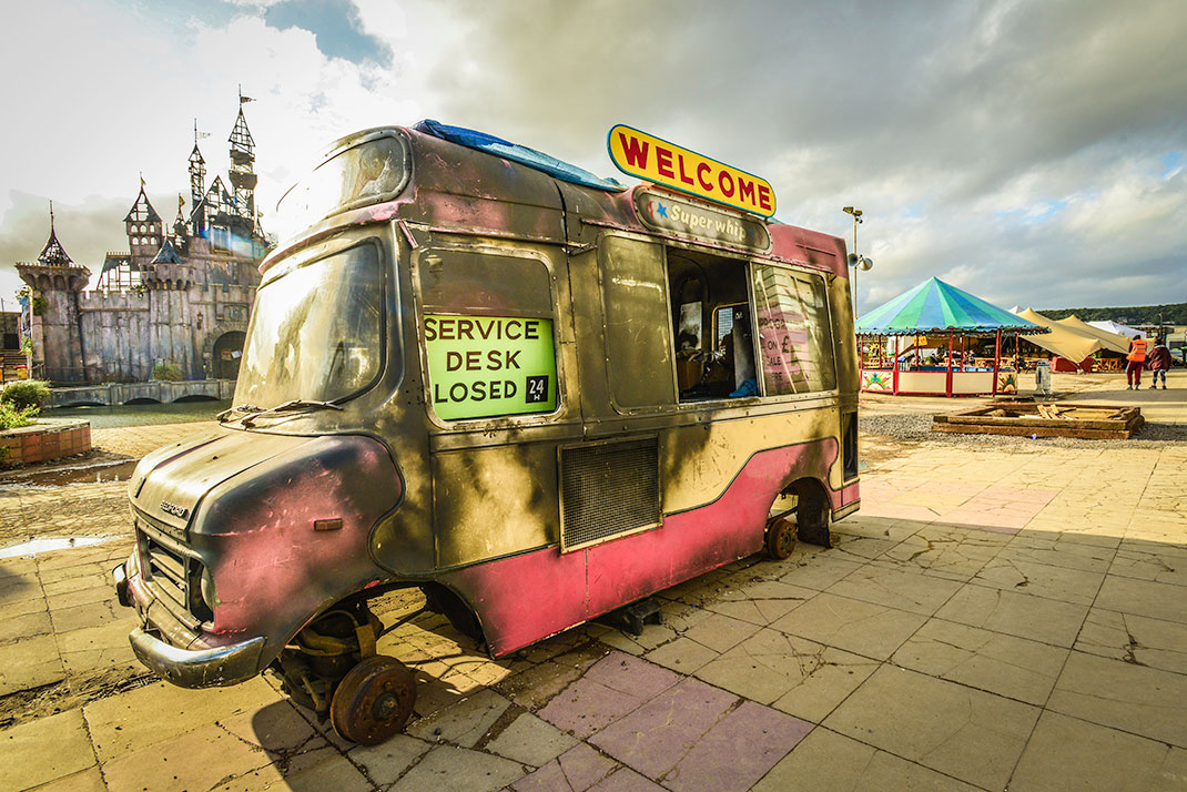 Dismaland- A Disneyland Like Park That Mocks The Decadence Of Our Society-28