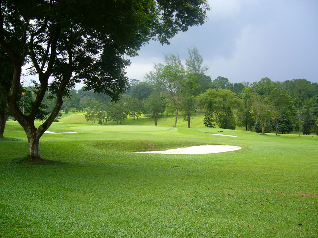 Japan Uses Fomer Golf Courses To Provide Electricity To Thousands Of Homes-
