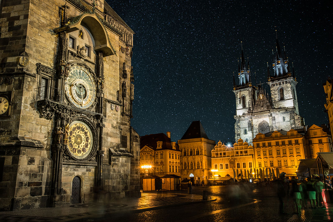 Wander The Colorful Streets Of Prague And Admire Its Wonderful Architecture-4