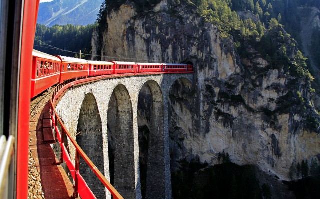 10 Most Sublime Train Trips In The World--1