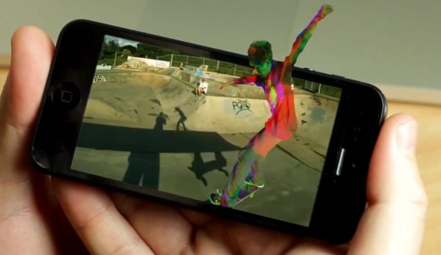 3D EyeFly Transforms Your IPhone Screen To 3D Display (Video)
