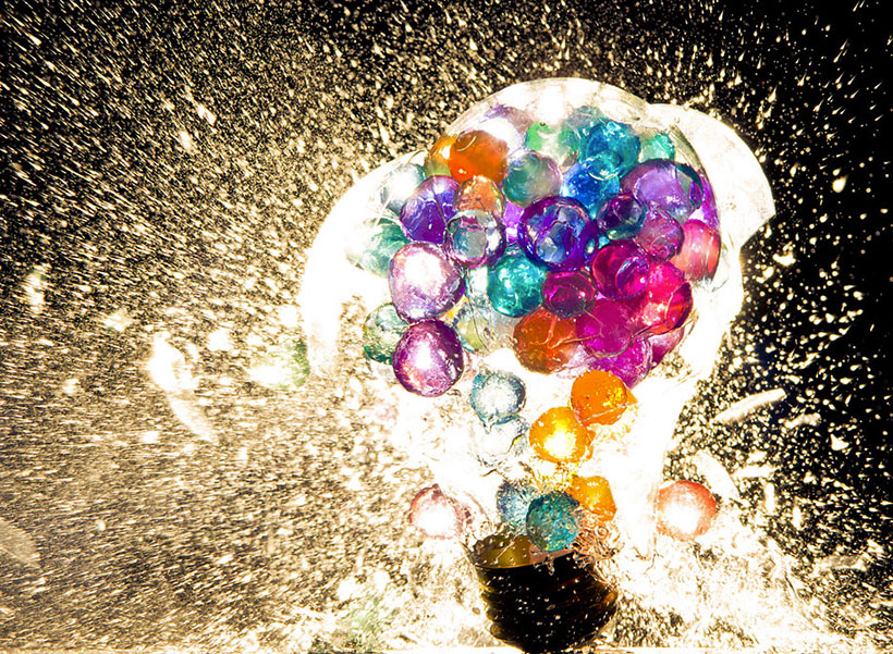 Marvelous Patterns Of Colours Captured During Explosions Of Bulbs (Photo Gallery)