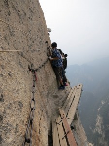 Climb Dangerous Mount Hua Wooden Planks 20