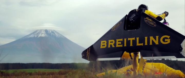 A Passionate Of Jetpack Flies Over Mount Fuji Using His Own Built Jetpack-10