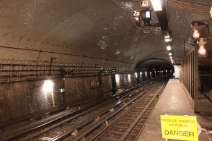 Visit The Amazing Abandoned Ghost Metro Stations Of Paris-5
