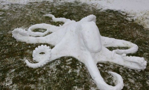 Awesome Ice Sculptures That Will Make Traditional Snowman Jealous-8