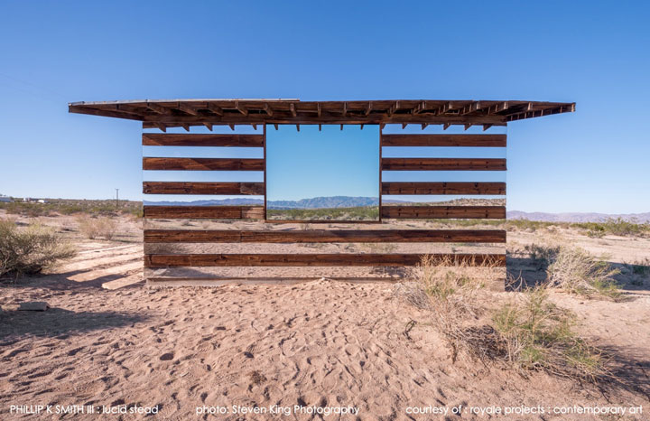 High Desert: An Invisible Hut In The Middle Of The Californian Desert-2