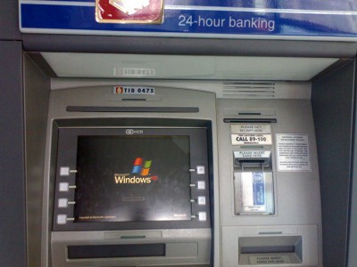 End Of Update To Windows XP Makes 95% of ATMs Worldwide Vulnerable To Piracy -