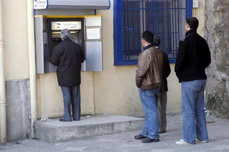 End Of Update To Windows XP Makes 95% of ATMs Worldwide Vulnerable To Piracy -2