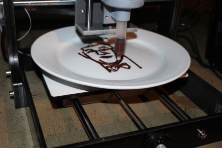 You Can Finally Eat Chocolate Sculpture Of Your Face Using 3D Printing Technology (Video)-5