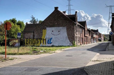 An Abandoned Flemish City Becomes A Giant Canvas Dedicated To Street Art (Photo Gallery)-12