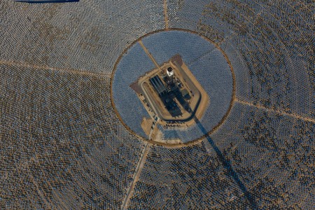 Ivanpah Solar Electric Generating System-World largest power plant can power 140000 homes-3