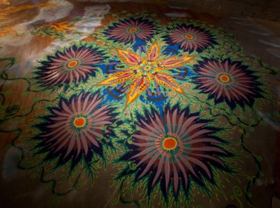A Street Artist Makes A Series Of Mesmerizing Drawings Using Colored Sand-10
