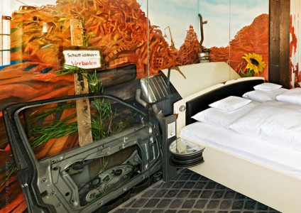 V8 Hotel-A Hotel Dedicated To Automobiles Lets You Sleep In The Most Comfortable Cars (Photo Gallery)-12
