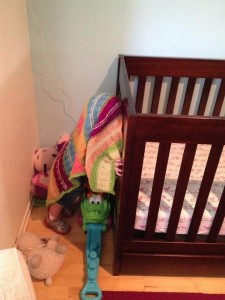 Top 20 Children Playing Hide and Seek Really Badly -7