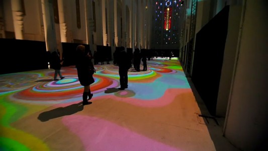 Enjoy Magical Walk On The Floor Of Sacre-Coeur Casablanca Illuminated By Thousands Of Colors-11