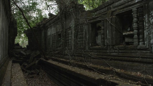 Google Street View Takes You To The Gigantic Temples of Cambodia-11