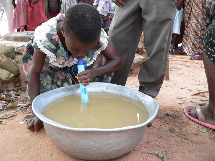 LifeStraw Can Save Millions Of Lives By Cleaning Dirty Water-4