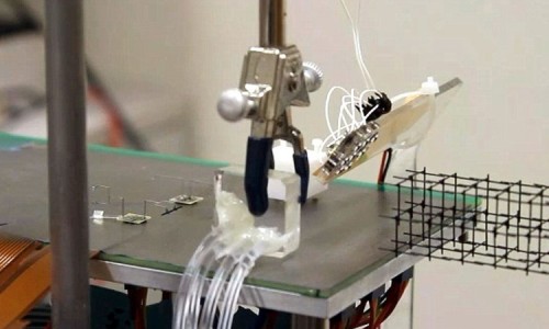 Mini Robots Controlled By Magnetic Field Will Revolutionize Manufacturing-5