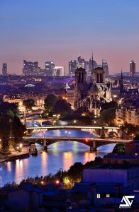 15 Photographs Prove That Paris Is Indeed The City Of Lights-5