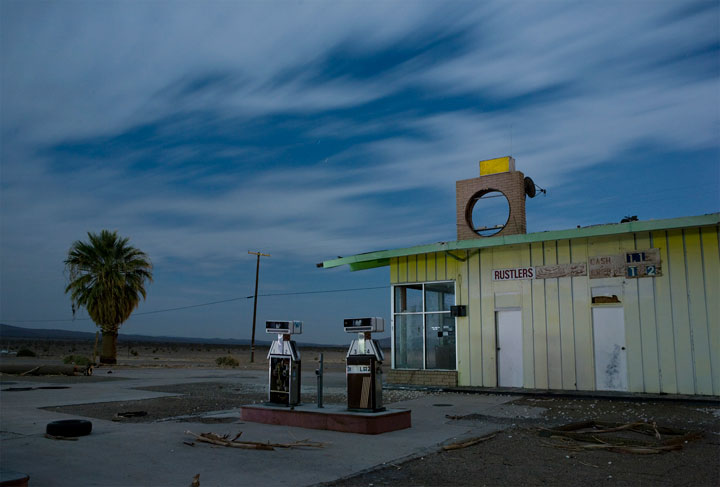 Most Intriguing Abandoned Places In Middle Of Mojave Desert-12