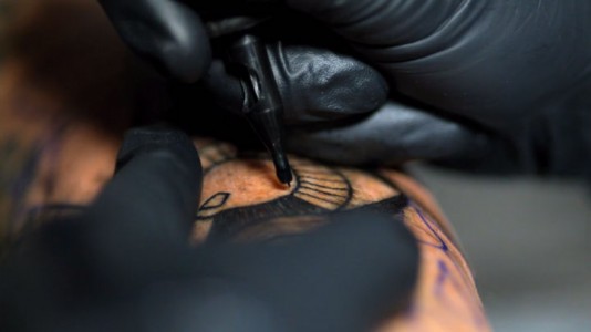 Fascinating Video Reveals Tattoo Making Close-up-7