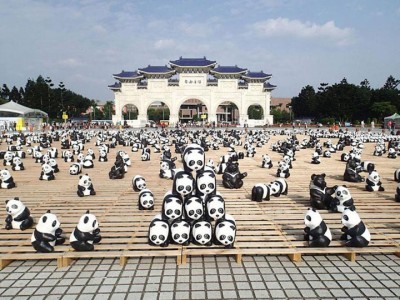 1600 Paper Mache Pandas Invade The City Of Hong Kong-5