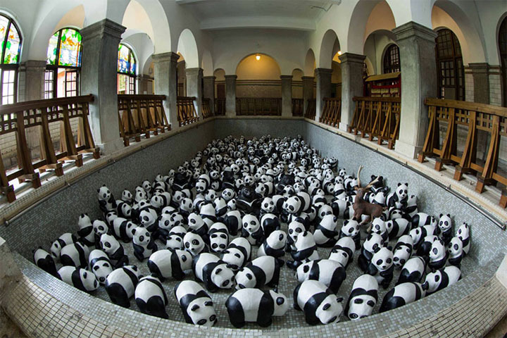 1600 Paper Mache Pandas Invade The City Of Hong Kong-9