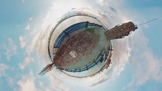 An Amazing Tiny planet Panorama Video Created Using 6 GoPro Cameras-1