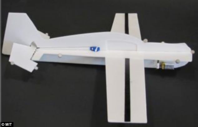 MIT Developing Drones That Can Recharge From Power Lines-