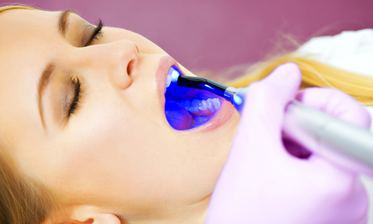 Scientists Discover A Laser Based Regenerating Treatment For Teeth-