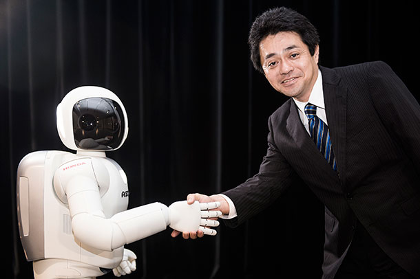 Latest Generation of Asimo Has Many Surprises For Humans-