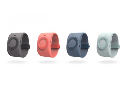 Tinitell: This Connected Bracelet Lets You Always Stay In Touch with your child -1