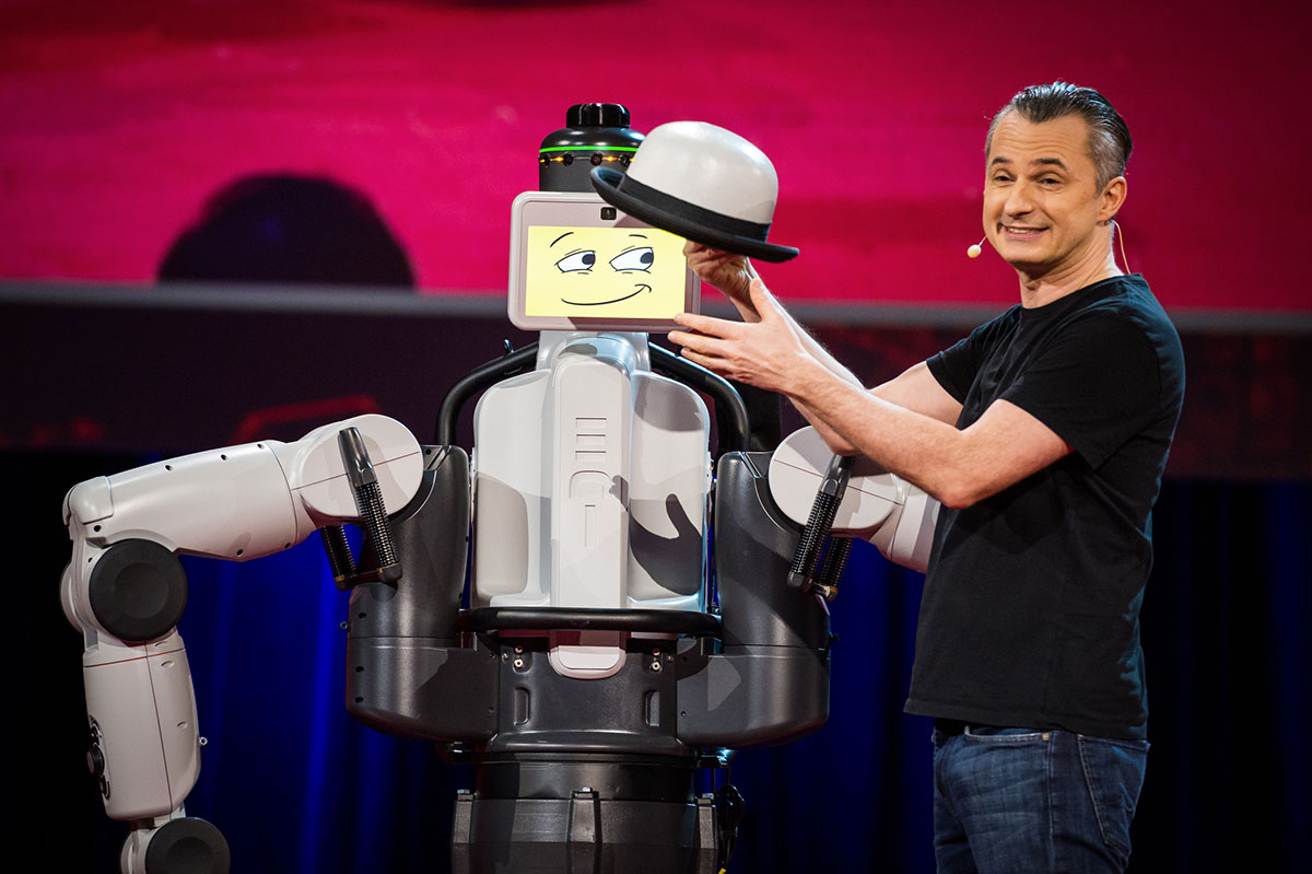 Amazing Stage Performance Of Illusionist Marco With EDI Robot