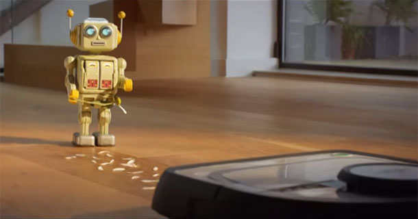 A Cute Love Story Between A Robot And A Robotic Vacuum Cleaner-2