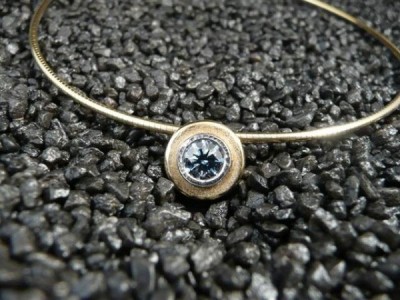 Mourn Your Lost Loved Ones By Turning Them Into Real Diamonds-8