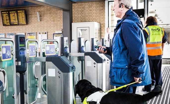 Microsoft’s Revolutionary Headset For Blind Will Replace White Cane