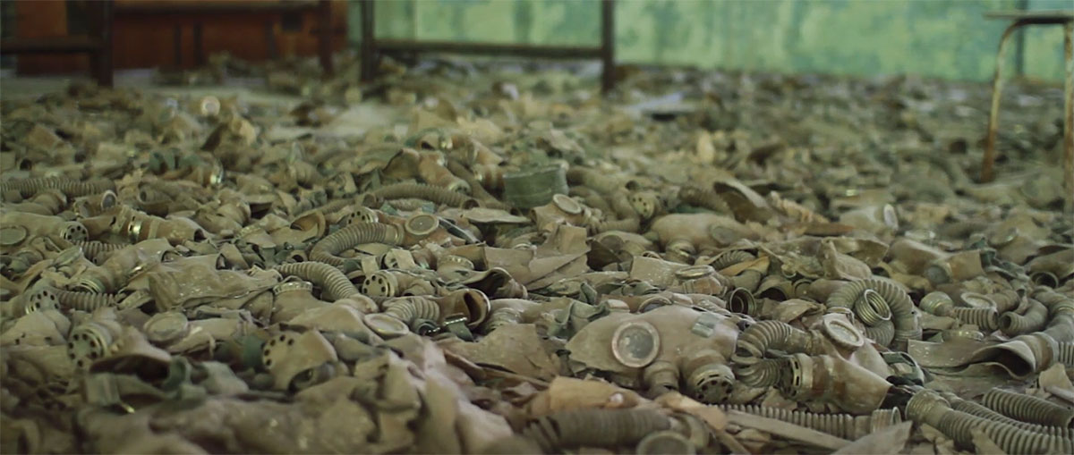 Scary Drone Video Captures Ruins of Ghost Town Of Chernobyl-10