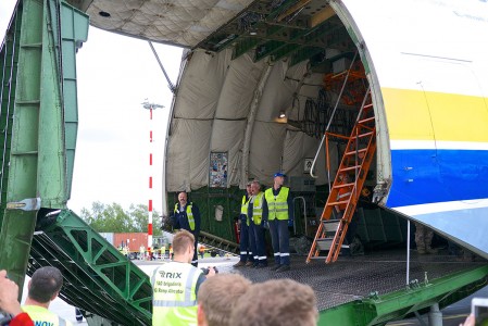 Antonov AN-225 world's largest transport aircraft-11
