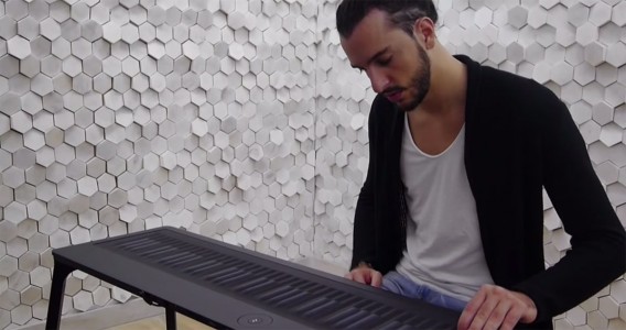 Discover This Unconventional Piano To Compose Melodies By Dragging And Vibrating Your Fingers-5