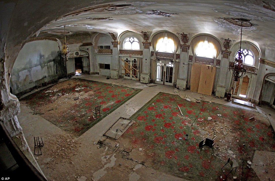 12 Most Creepy Abandoned Hotels For Lovers Of Abandoned Places